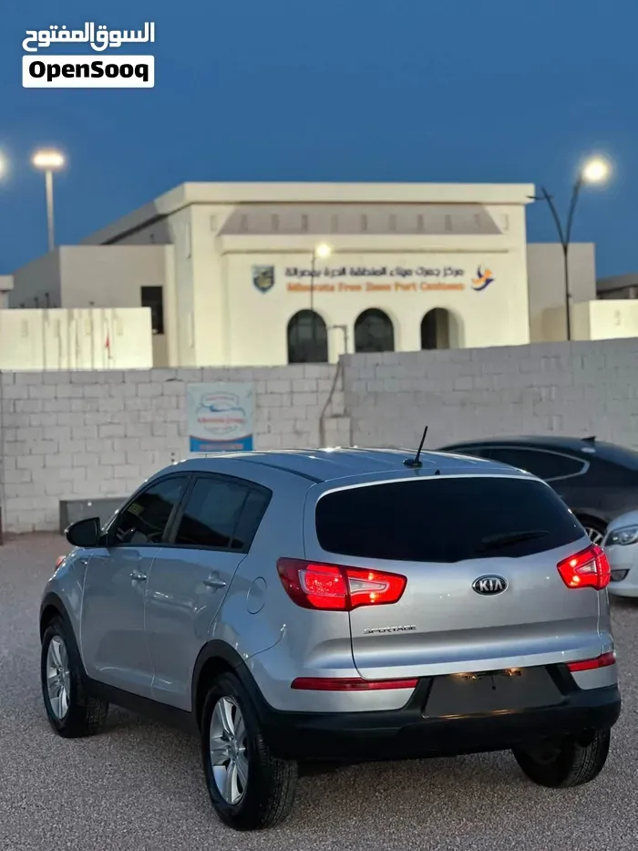 Kia Sportage 2013 photo 2