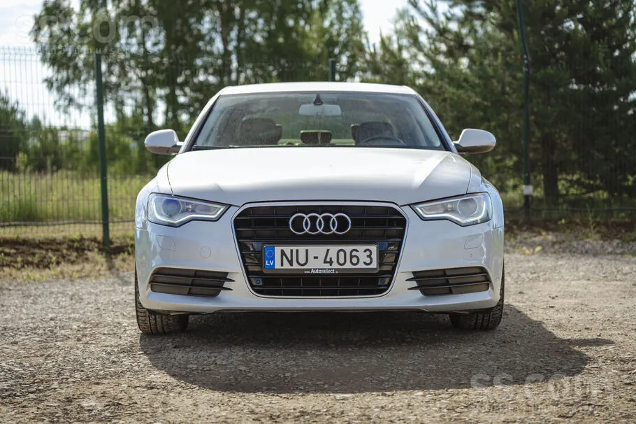 Audi A6 2011 photo 2