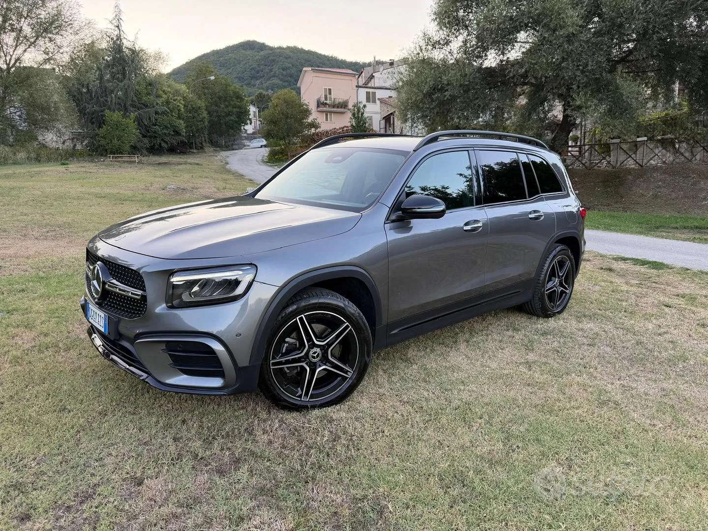 Mercedes-Benz Glb