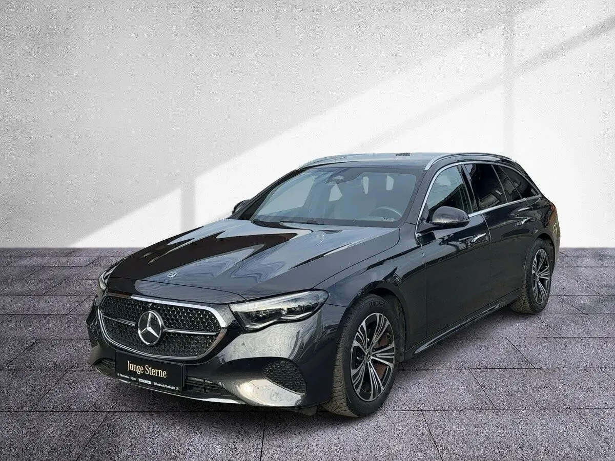 Mercedes-Benz E-Class 2025 photo 2