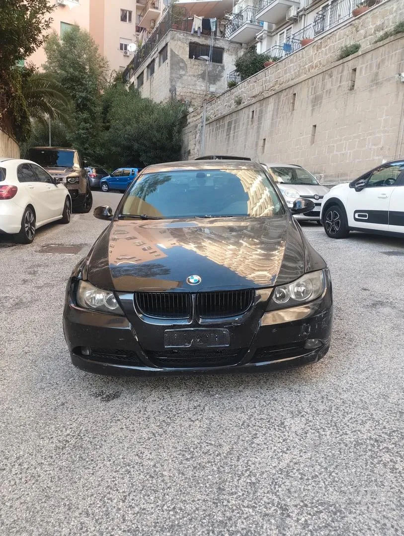 BMW 320D Touring 2006 photo 2