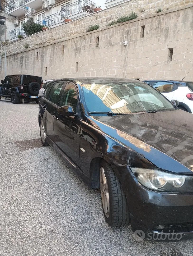 BMW 320D Touring 2006 photo 4