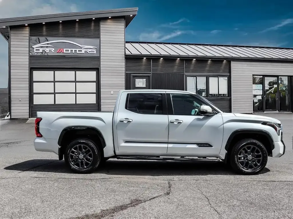 Toyota Tundra 2024 photo 3