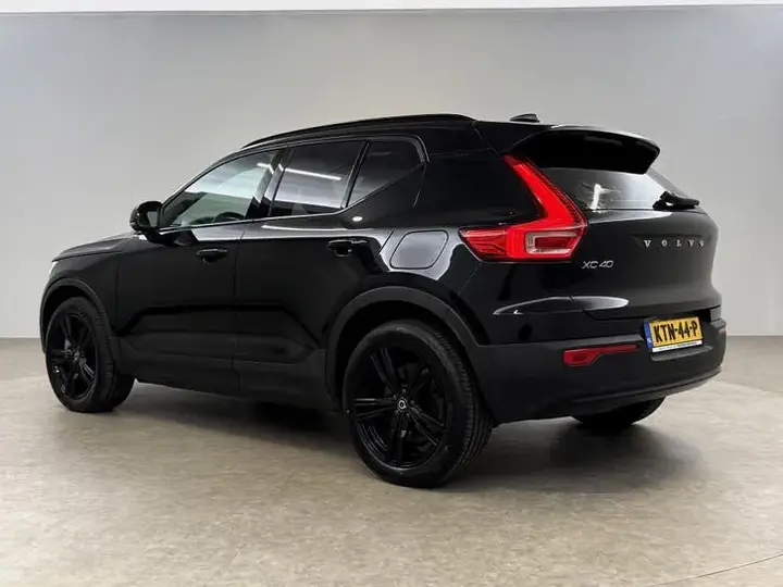 Volvo Xc40 2023 photo 3