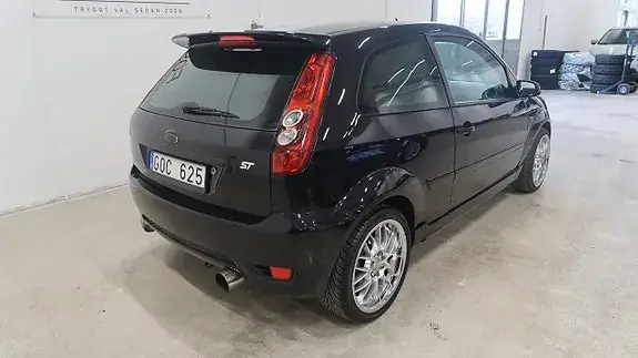 Ford Fiesta 2008 photo 4