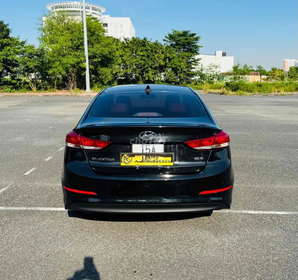 Hyundai Elantra 2018 photo 5
