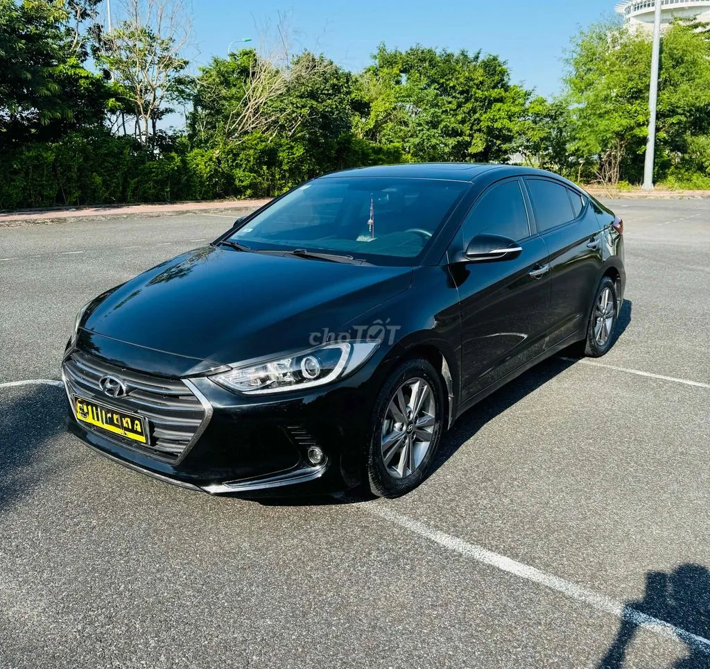 Hyundai Elantra 2018 photo 2