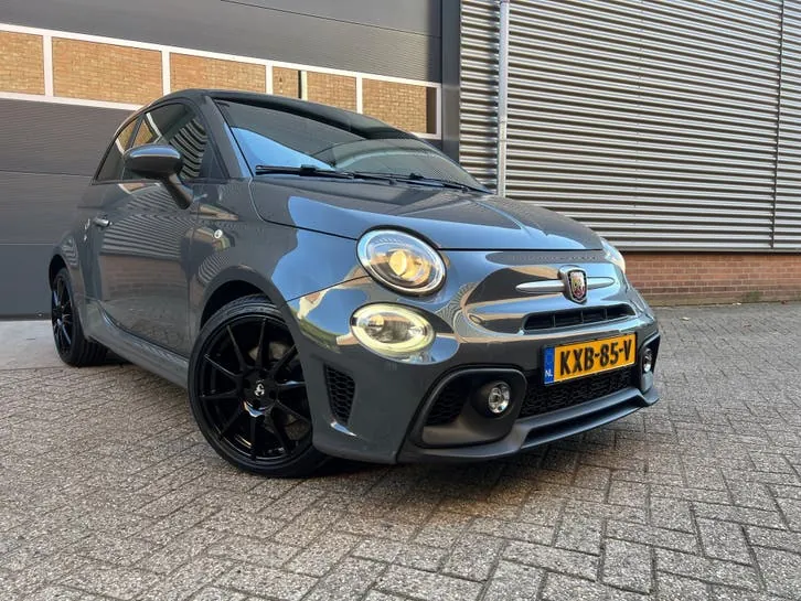 Abarth 595 2019 photo 2