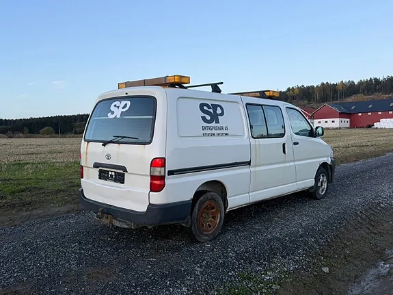 Toyota Hiace 2008 photo 3