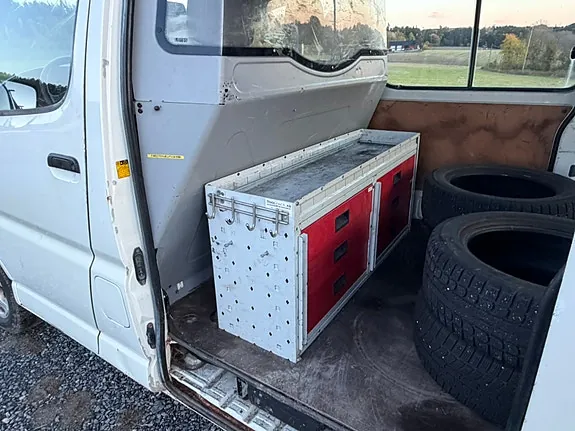 Toyota Hiace 2008 photo 5