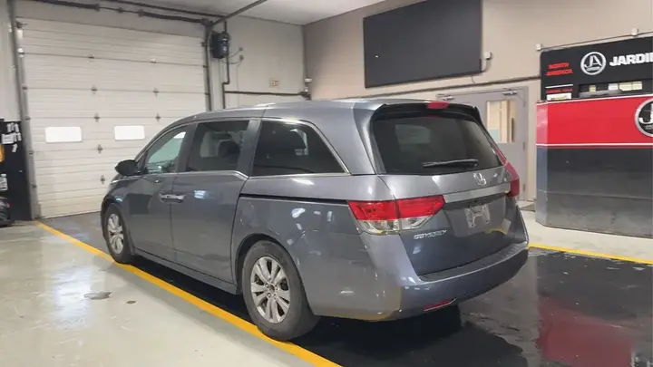 Honda Odyssey 2015 photo 3