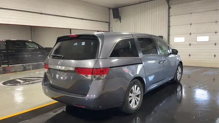 Honda Odyssey 2015 photo 5