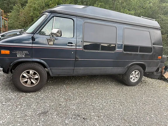 Chevrolet G30 1992 photo 3