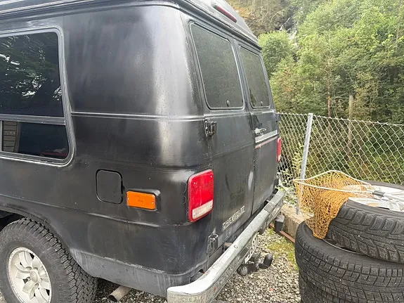 Chevrolet G30 1992 photo 4