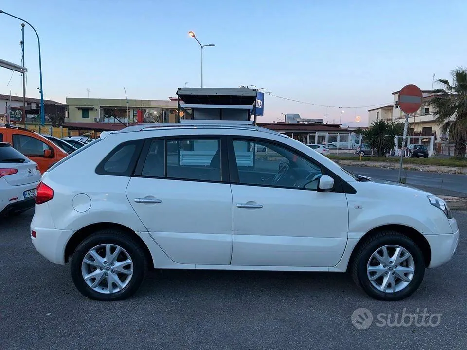 Renault Koleos 2009 photo 3