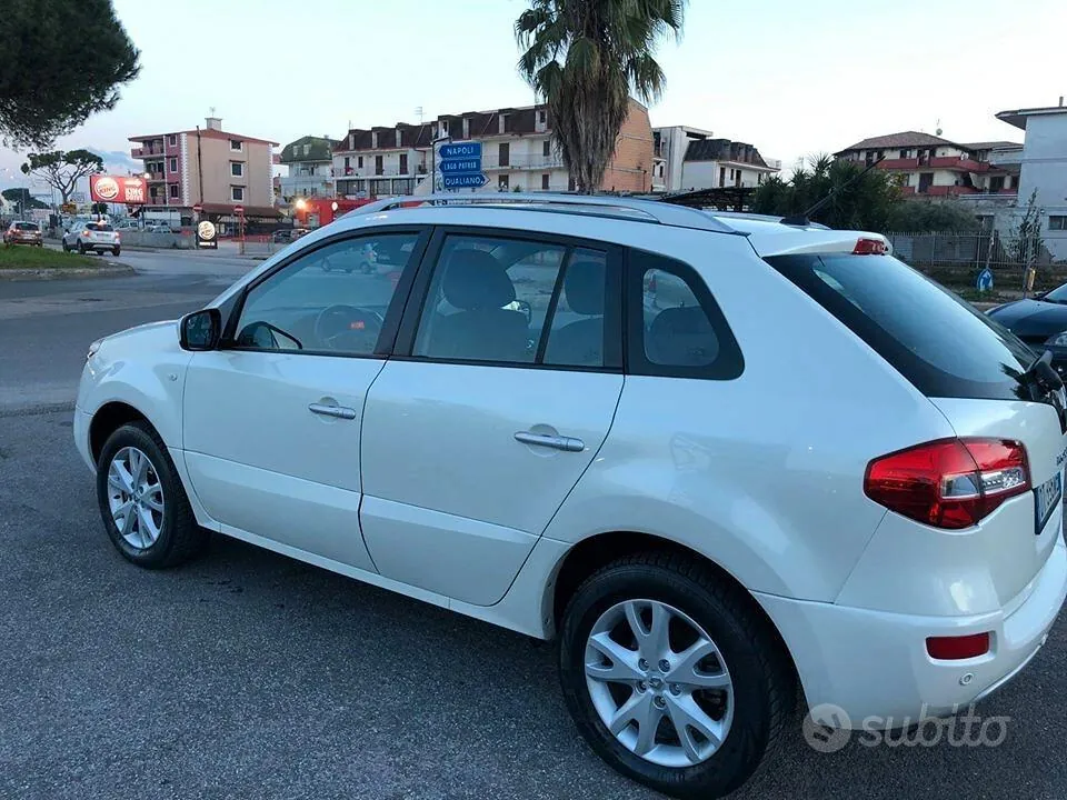 Renault Koleos 2009 photo 4