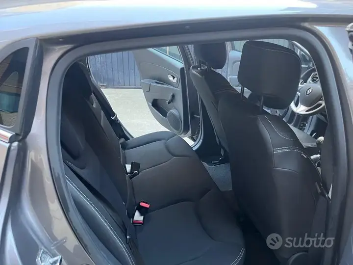 Renault Clio 2016 photo 3
