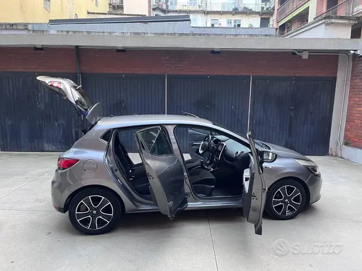 Renault Clio 2016 photo 4