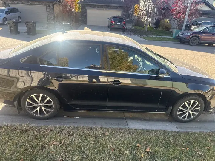 Volkswagen Jetta 2012 photo 3