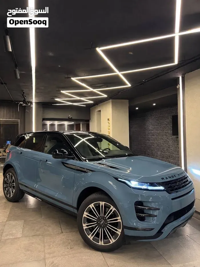 Land Rover Range Rover 2026 photo 2