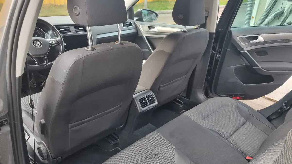Volkswagen Golf Variant 2017 photo 2