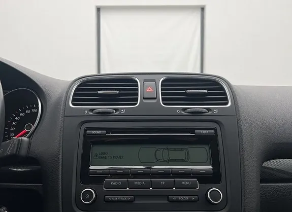 Volkswagen Golf Vi 2011 photo 4