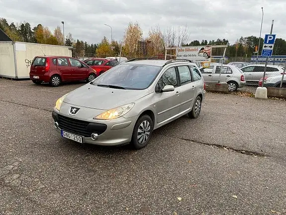 Peugeot 307 2008 photo 2
