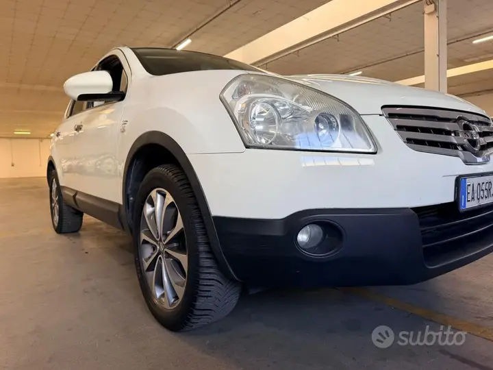 Nissan Qashqai 2010 photo 5