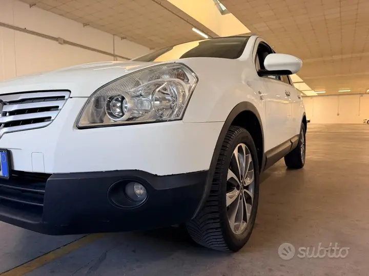 Nissan Qashqai 2010 photo 4