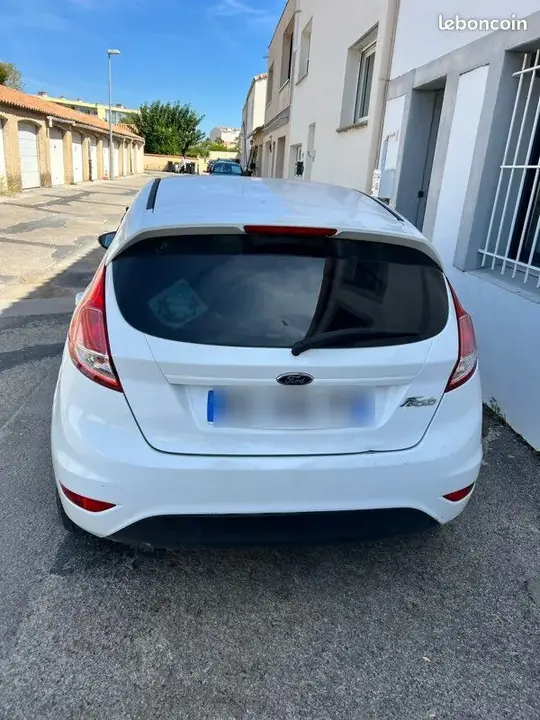 Ford Fiesta 2016 photo 3