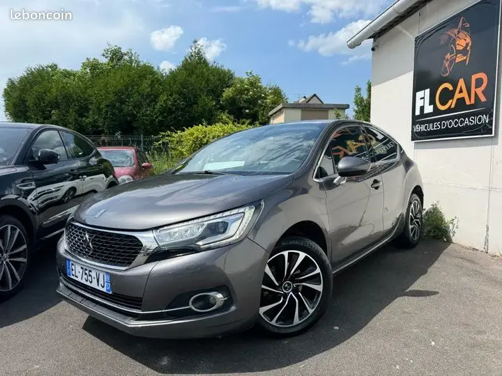 DS Automobiles Ds 4