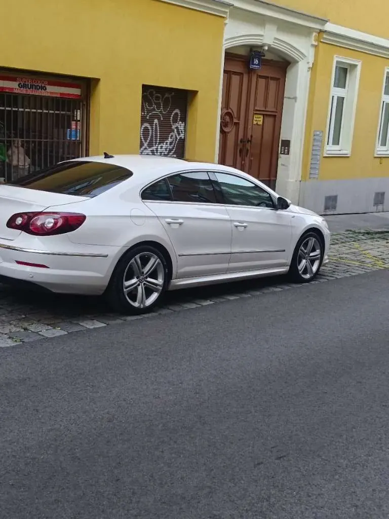 Volkswagen Passat Cc