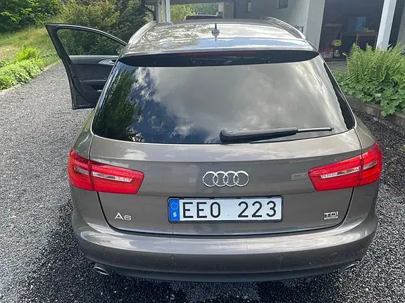 Audi A6 2012 photo 4