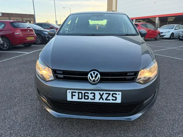 Volkswagen Polo 2014 photo 2