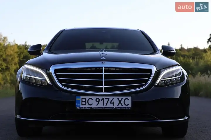 Mercedes-Benz C-Class 2018 photo 3