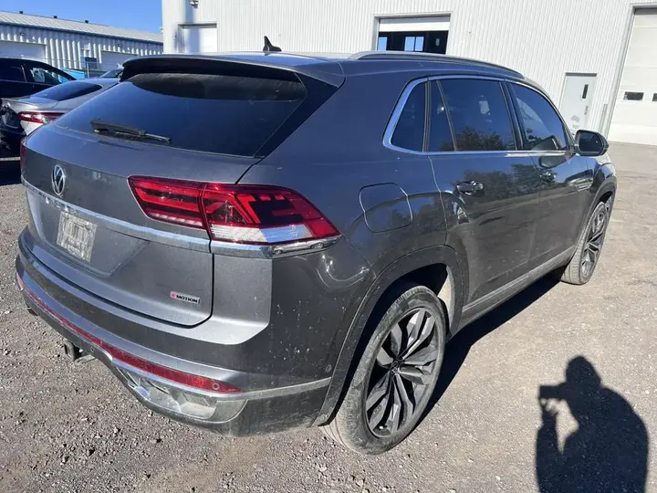 Volkswagen Atlas Cross Sport 2021 photo 2