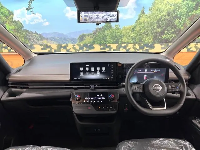 Nissan Serena 2025 photo 2