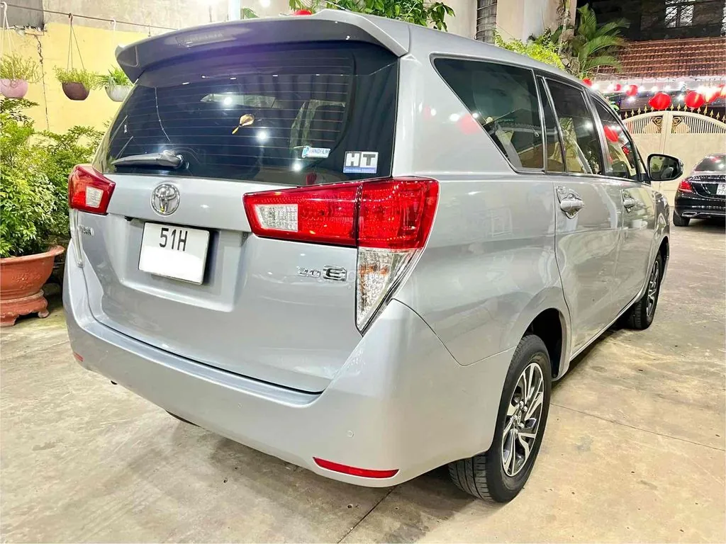 Toyota Innova 2020 photo 3