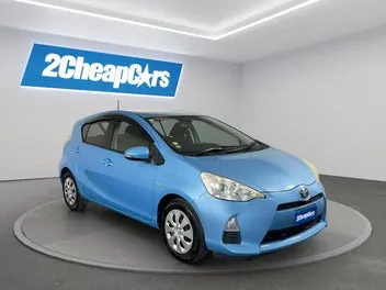 Toyota Aqua 2012 photo 4