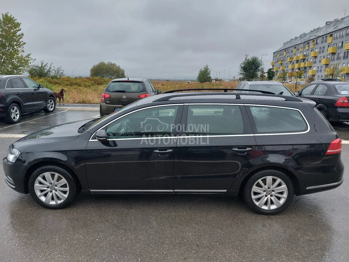 Volkswagen Passat 2011 photo 2