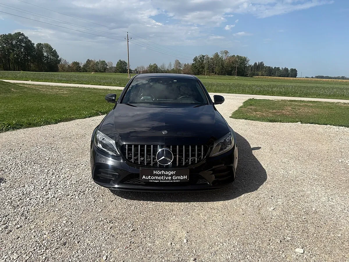 Mercedes-Benz C-Class 2019 photo 2