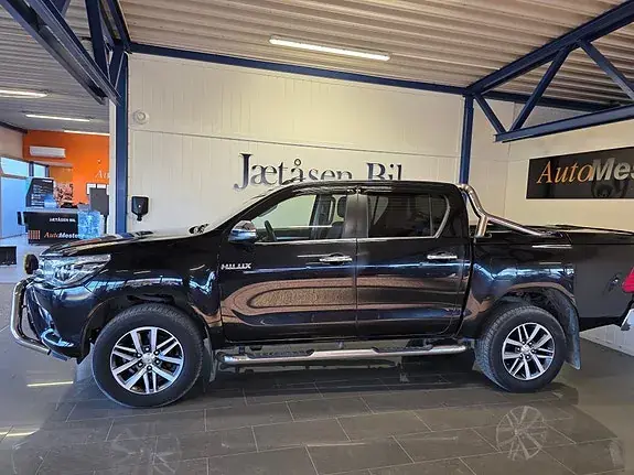 Toyota Hilux 2017 photo 2