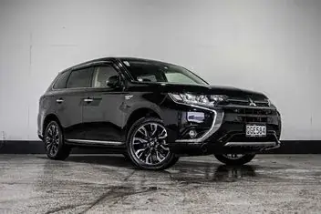 Mitsubishi Outlander 2015 photo 2
