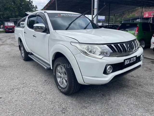 Mitsubishi Triton