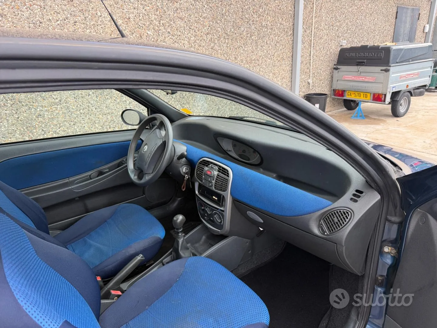 Lancia Ypsilon 2002 photo 2