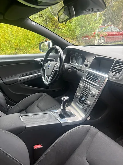 Volvo V60 2015 photo 5