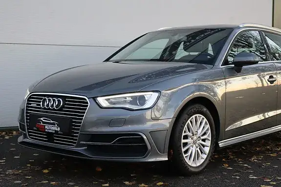 Audi A3 2016 photo 5