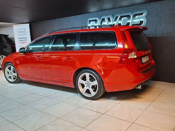Volvo V70 2010 photo 3