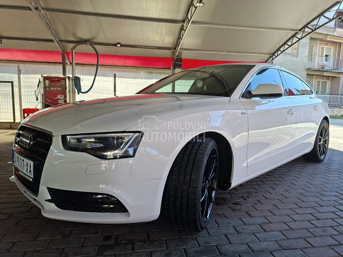 Audi A5 2012 photo 2
