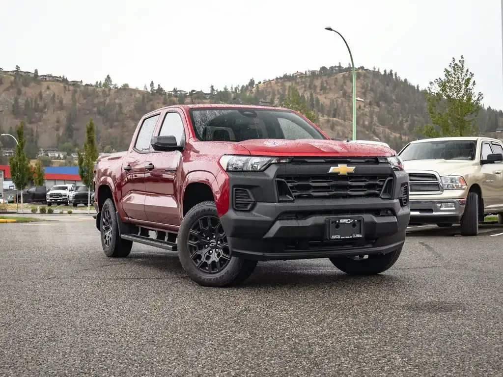 Chevrolet Colorado 2026 photo 2